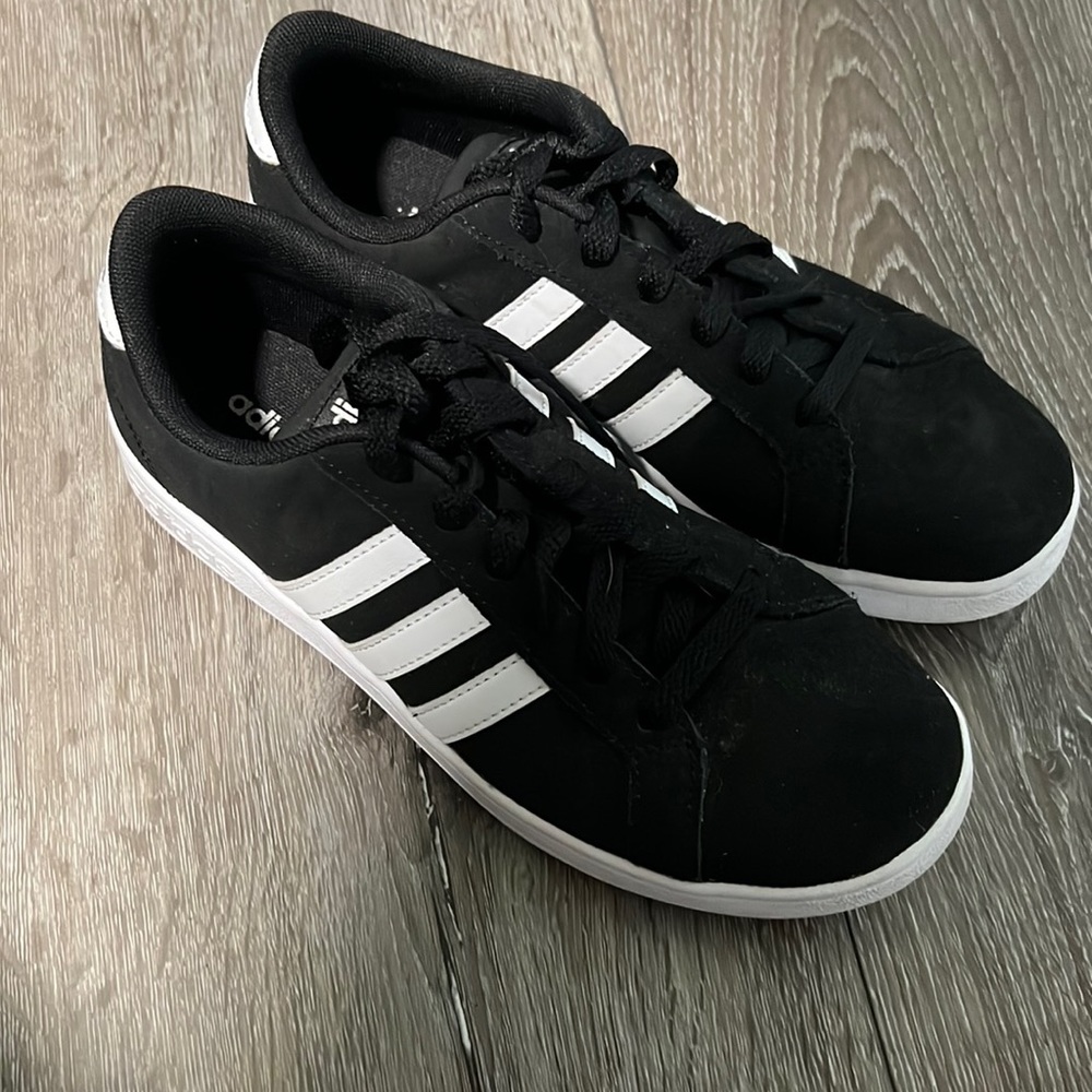 Adidas black and white classic adidas neo kids 5 women’s 7